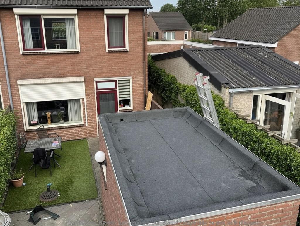 Lekkage Schuur Bladel
